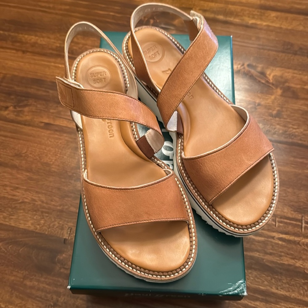 Paul Green - Cuoio  Leather Sandal. Size 9 like new